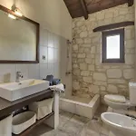 3 Sorelle Private Stone Villa *