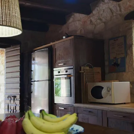 Villa 3 Sorelle Private Stone *