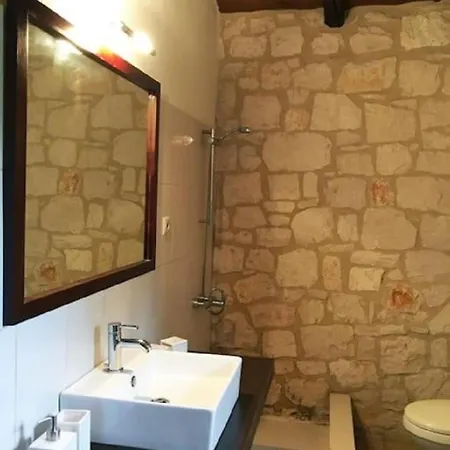 Villa 3 Sorelle Private Stone