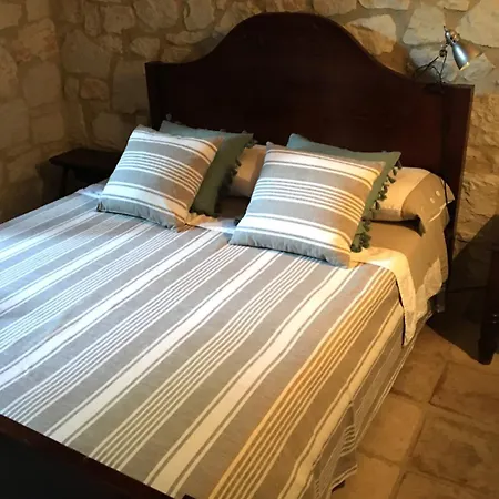 3 Sorelle Private Stone Вилла