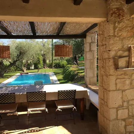 Villa 3 Sorelle Private Stone Lithakiá