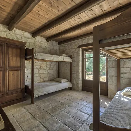 3 Sorelle Private Stone * Lithakia (Zakynthos)