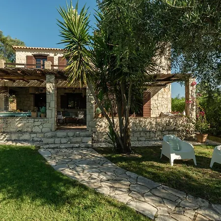 3 Sorelle Private Stone Vila