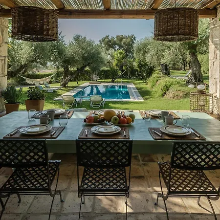 3 Sorelle Private Stone