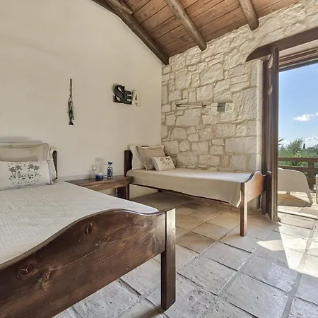 Vila 3 Sorelle Private Stone