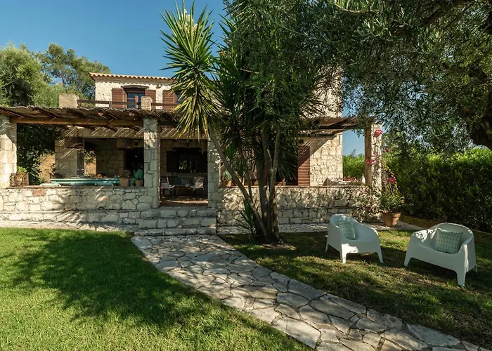 3 Sorelle Private Stone וילה