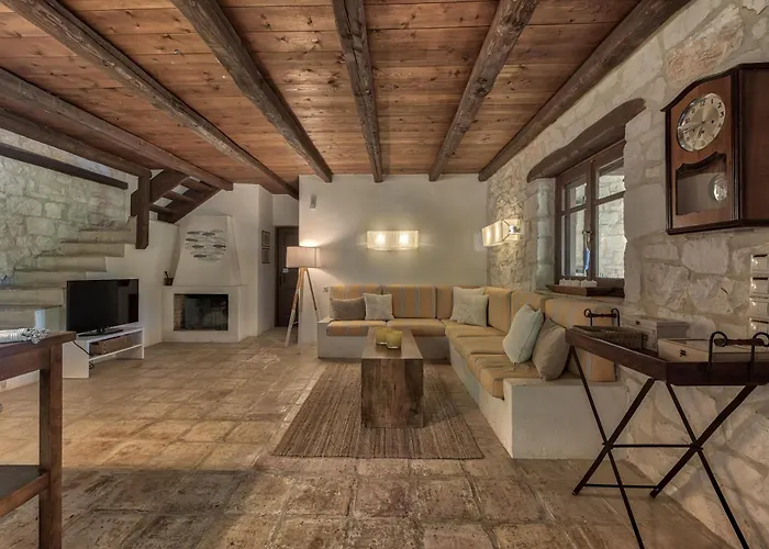 3 Sorelle Private Stone *