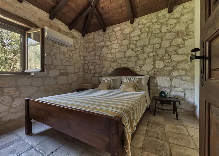 וילה 3 Sorelle Private Stone Lithakia (Zakynthos)