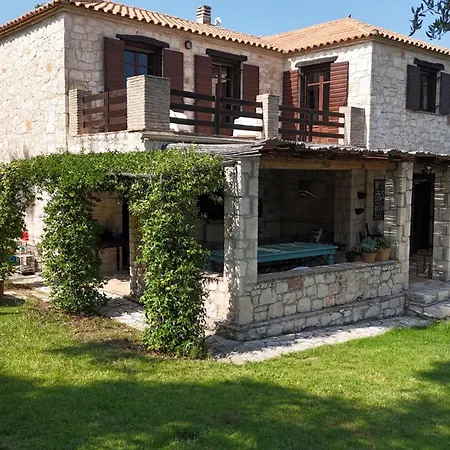 3 Sorelle Private Stone *