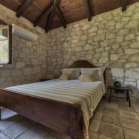 فيلة 3 Sorelle Private Stone Lithakia (Zakynthos)