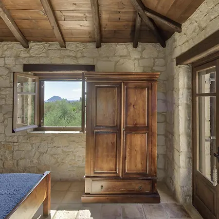 3 Sorelle Private Stone Lithakia (Zakynthos)